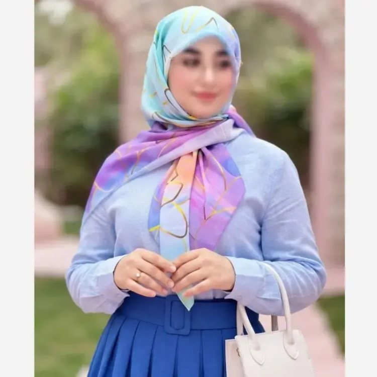 روسری نخی کاستوم طرح نیلا قواره 110 سیتو