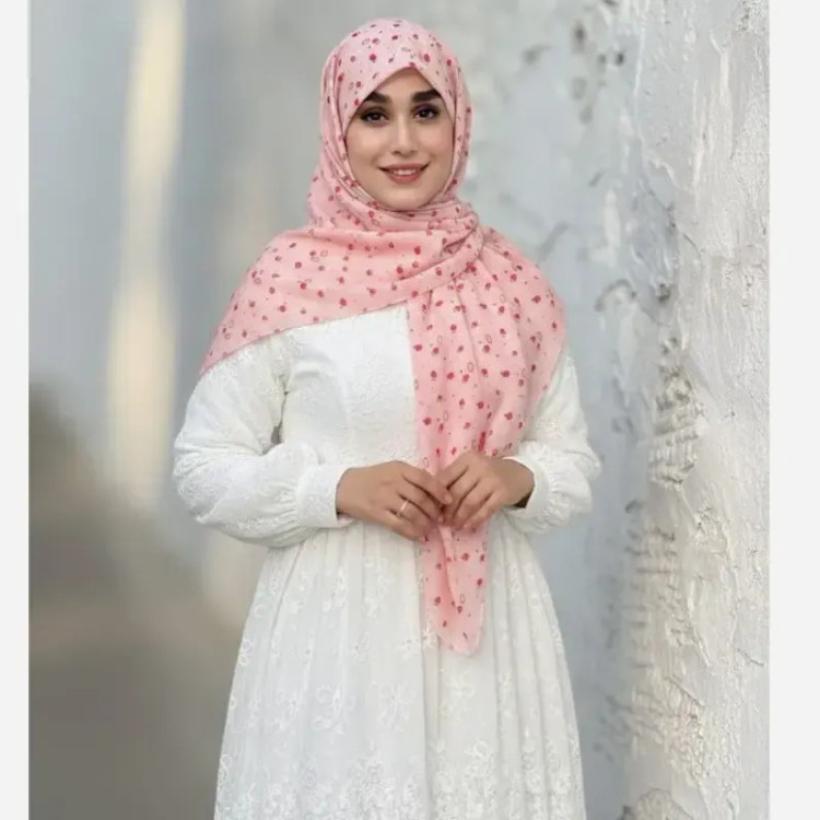 روسری نخ کاستوم طرح روژین چرخ دوز قواره بزرگ 140 سانتیمتر
